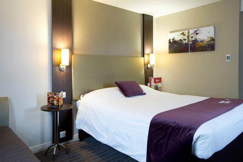 Premier Inn Stirling City Centre エクステリア 写真