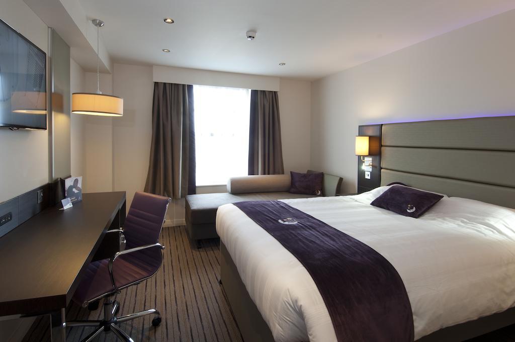 Premier Inn Stirling City Centre 部屋 写真