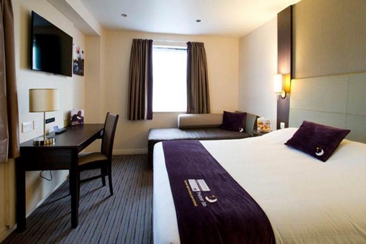 Premier Inn Stirling City Centre エクステリア 写真